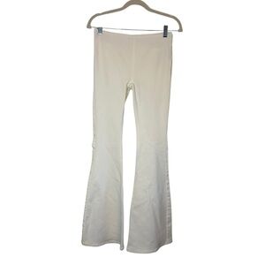 We The Free Just Float on White Flare Jeans Size 27
